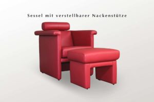 Polstersessel mit Hocker